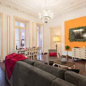 3 Bedroom, 2 Bathroom - Palma , Lisboa Portugal